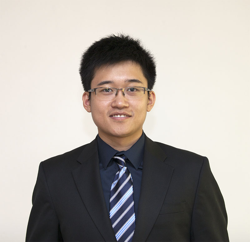 Zheng Fu's headshot pic
